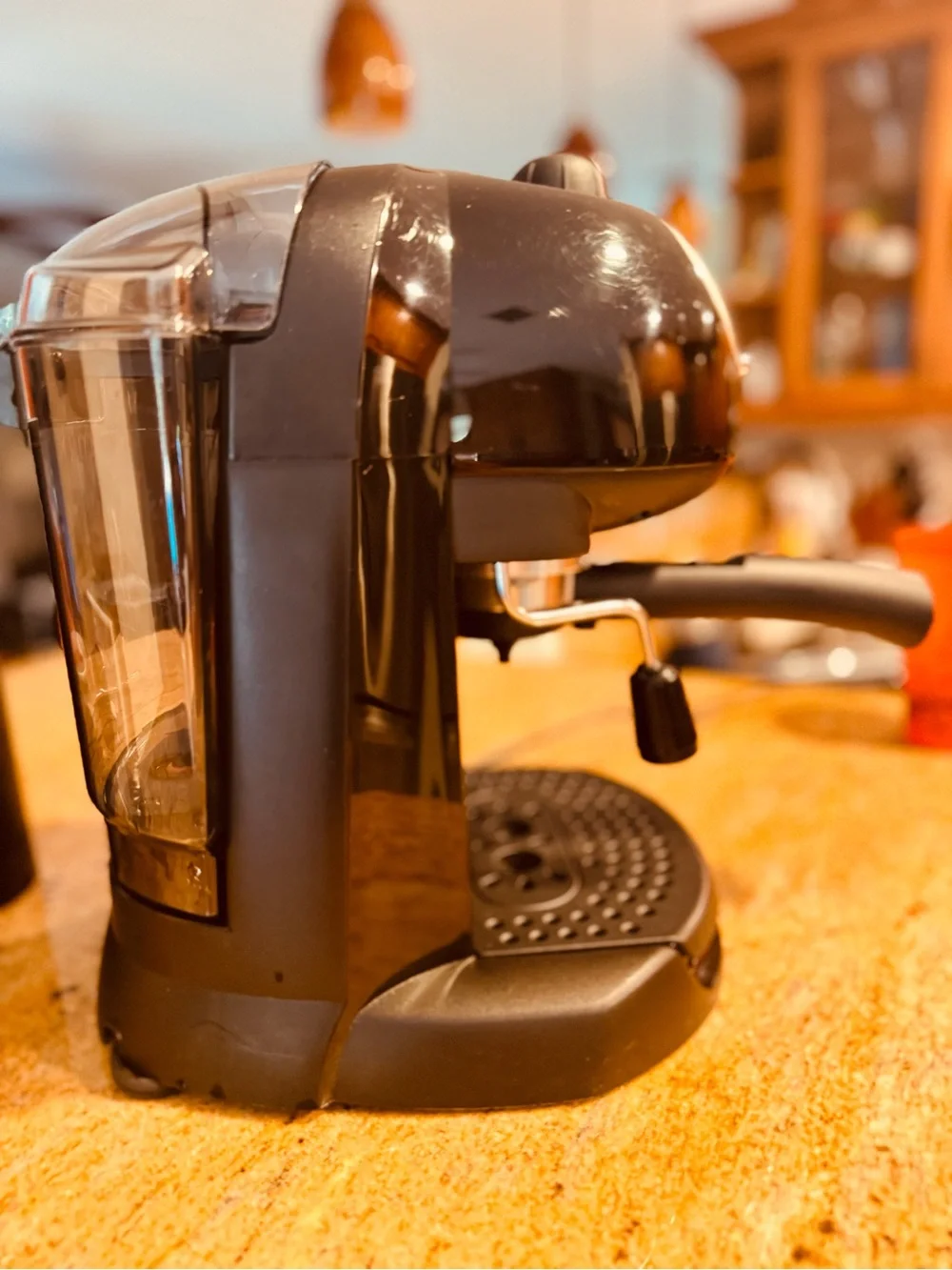 DeLonghi Retro BAR32 Espresso, Cappuccino & Latte Maker Coffee